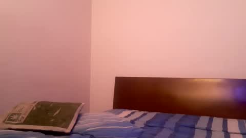 sr_bolaiinas online show from January 29, 3:54 am