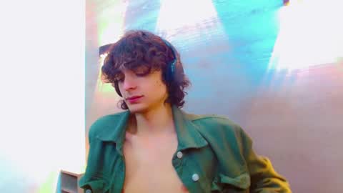 ethan online show from September 24, 2:09 pm