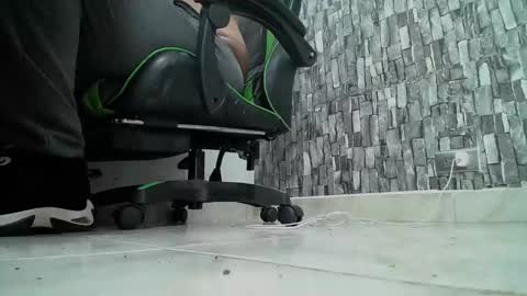 sr master cum its my old account online show from January 7, 4:08 am