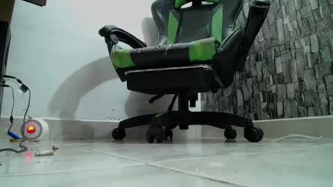 sr master cum its my old account online show from January 14, 3:11 am