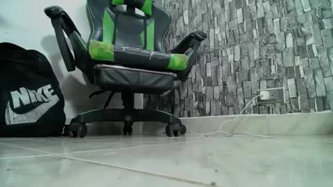 sr master cum its my old account online show from January 18, 6:24 am
