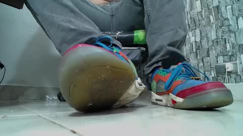 sr master cum its my old account online show from January 19, 3:50 am