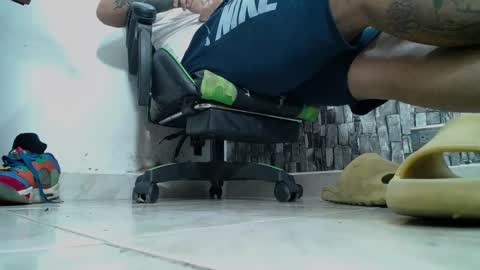 sr master cum its my old account online show from January 25, 10:28 pm