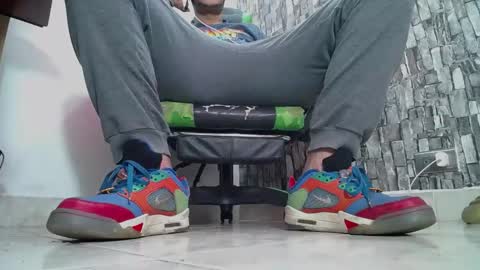 sr master cum its my old account online show from January 28, 5:56 pm