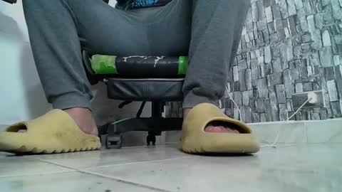 sr master cum its my old account online show from January 28, 9:08 pm