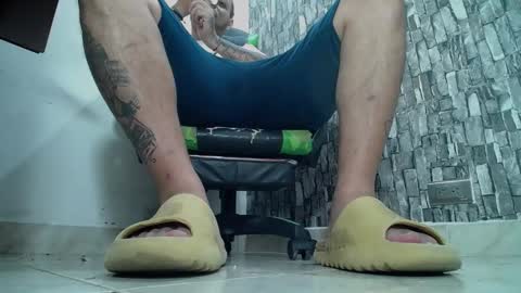 sr master cum its my old account online show from February 1, 3:08 am