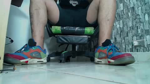 sr master cum its my old account online show from February 2, 10:39 pm