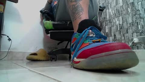 sr master cum its my old account online show from February 16, 5:37 pm