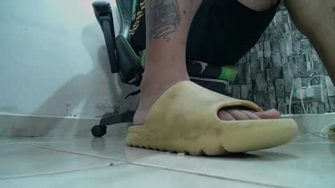 sr master cum its my old account online show from February 25, 1:09 am
