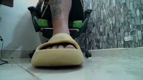 sr master cum its my old account online show from February 25, 4:14 am