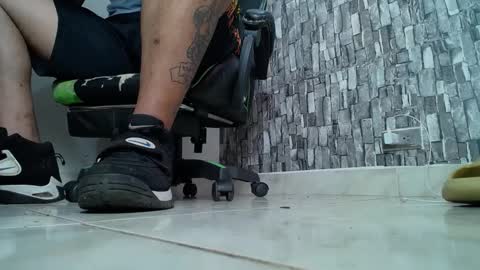 sr master cum its my old account online show from March 9, 3:49 pm