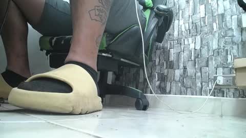 sr master cum its my old account online show from September 9, 2:11 am