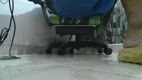 sr master cum its my old account online show from September 23, 5:10 am