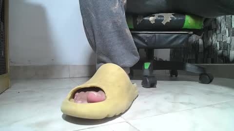 sr master cum its my old account online show from June 9, 5:08 am