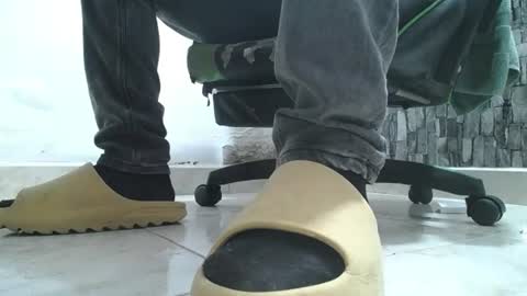 sr master cum its my old account online show from June 13, 7:39 am
