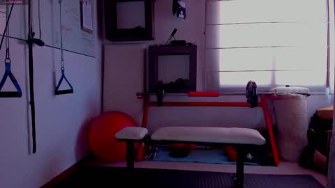  Sara Miranda  online show from May 6, 4:01 pm