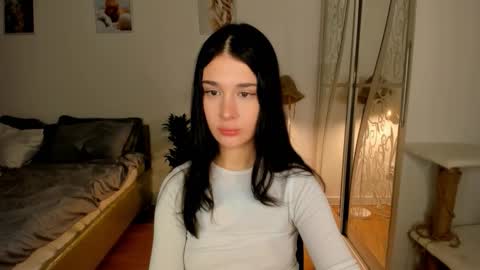 Snapshot of ssash1mii chatting on March 3, 9:21 pm Hey guys i miss you so much online show from March 3, 9:21 pm