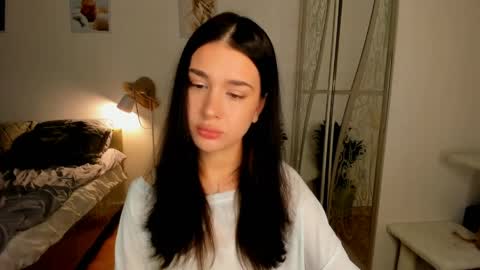 Snapshot of ssash1mii chatting on April 4, 9:45 pm Hey guys i miss you so much online show from April 4, 9:45 pm