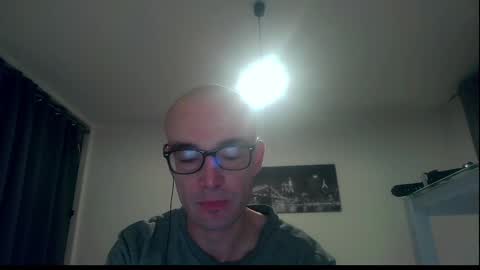 ssenzo online show from December 9, 7:28 am