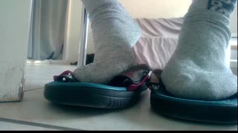 ssenzo online show from December 17, 8:23 am