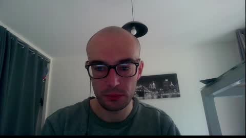 ssenzo online show from December 22, 9:00 am