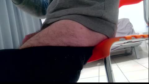 ssenzo online show from September 26, 6:23 pm