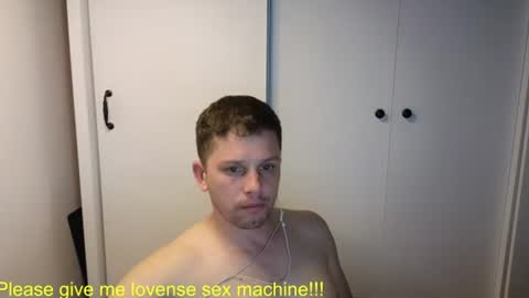 st1vemaster01 online show from June 10, 1:21 pm