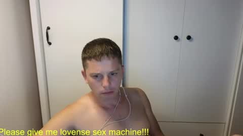 st1vemaster01 online show from July 31, 12:26 pm