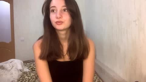 Snapshot of st_annia chatting on October 10, 7:18 am Emily online show from October 10, 7:18 am