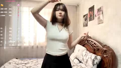 Snapshot of st_annia chatting on October 26, 7:36 am Emily online show from October 26, 7:36 am