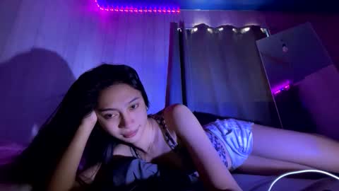 stacey_cravings online show from February 4, 3:23 am