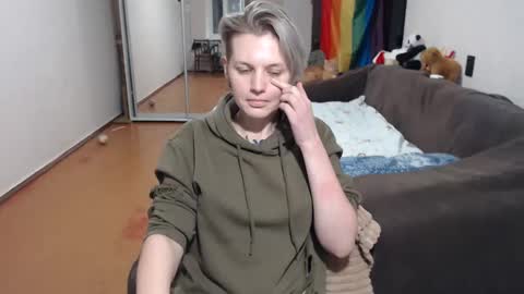 Stacey online show from December 3, 7:00 pm