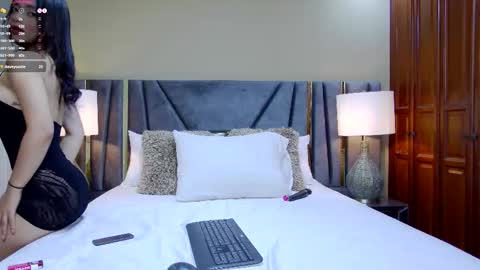 Snapshot of stacey_williams chatting on November 8, 1:50 am Stacey online show from November 8, 1:50 am