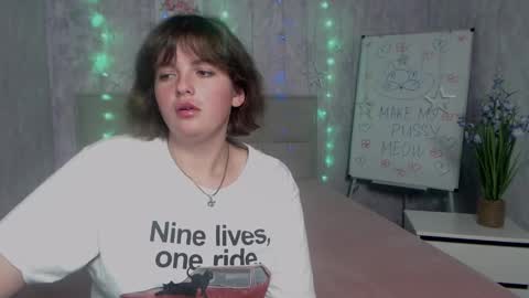 Snapshot of staceylex chatting on September 30, 6:40 am Stacey online show from September 30, 6:40 am