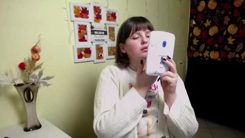 Snapshot of staceylex chatting on November 20, 7:08 am Stacey online show from November 20, 7:08 am