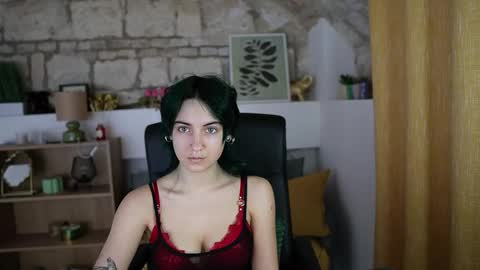 Snapshot of stacy__x3 chatting on March 8, 9:13 am stacy x3 online show from March 8, 9:13 am