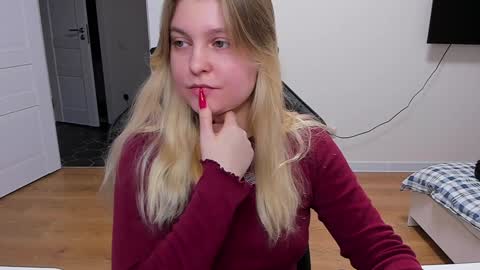 Stacy  online show from December 2, 7:16 pm