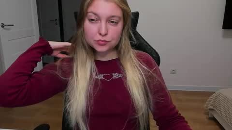 Stacy  online show from September 20, 2:40 pm