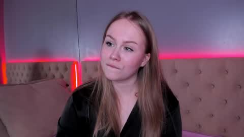 STACY online show from April 30, 8:37 pm