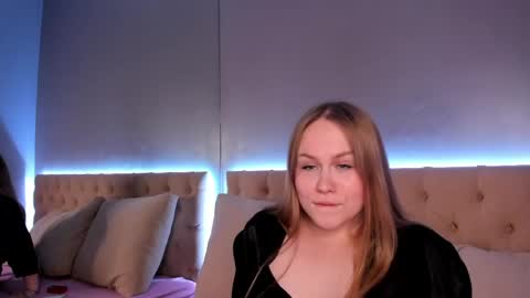 STACY online show from May 1, 8:57 pm