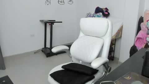 Snapshot of stacy_woods chatting on May 3, 2:50 am Zulma Yisset online show from May 3, 2:50 am