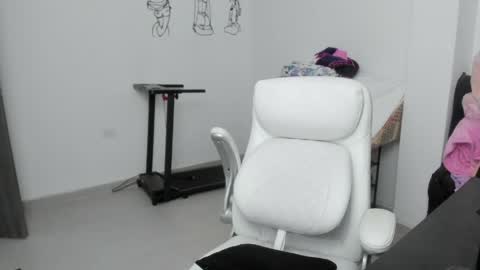 Snapshot of stacy_woods chatting on May 8, 2:50 am Zulma Yisset online show from May 8, 2:50 am