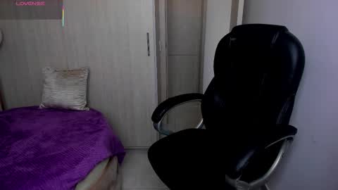 Stacy Conner online show from February 10, 10:14 pm