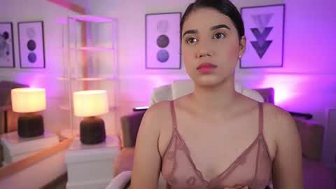 stacycooper_ online show from July 16, 7:09 pm