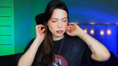 Bye bye dear See you on December 3st  online show from December 10, 6:44 am