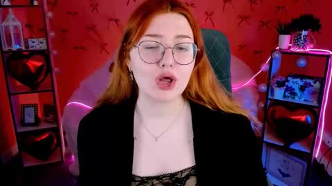 Snapshot of stacyjensen chatting on February 15, 9:30 am Stasey online show from February 15, 9:30 am
