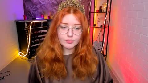 Snapshot of stacyjensen chatting on February 28, 9:32 am Stasey online show from February 28, 9:32 am