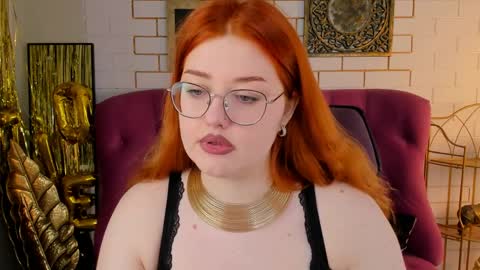 Snapshot of stacyjensen chatting on March 31, 8:15 am Stasey online show from March 31, 8:15 am