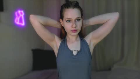 stacyloveforu online show from January 12, 4:42 am