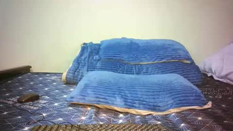 Snapshot of stacyweet chatting on February 21, 9:32 am Stacysweet chocolate online show from February 21, 9:32 am